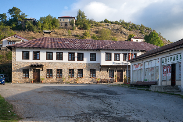 NMK2019-386.jpg NMK2019-386.jpg