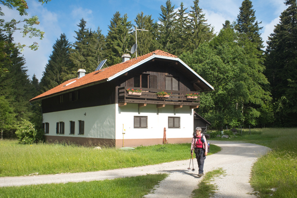 SI2020-0037.jpg SI2020-0037.jpg