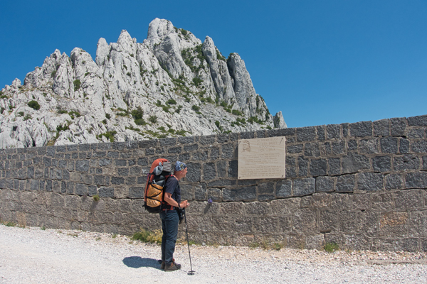 HR2020-A0084.jpg HR2020-A0084.jpg