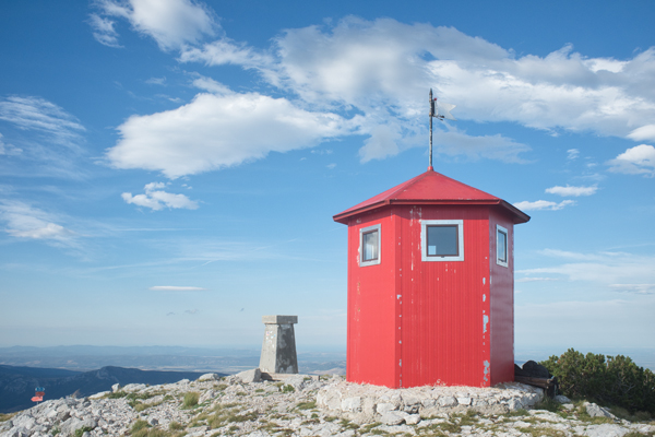 HR2020-0948.jpg HR2020-0948.jpg