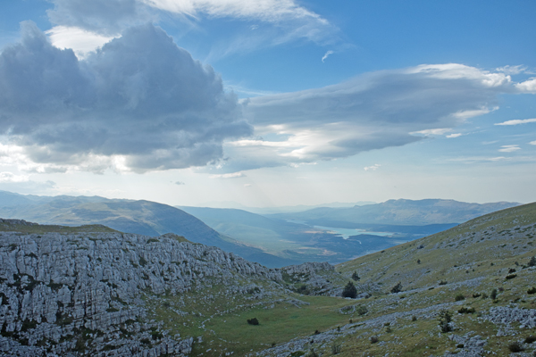 HR2020-0951.jpg HR2020-0951.jpg