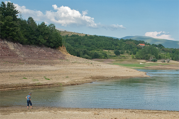 HR2020-0975.jpg HR2020-0975.jpg