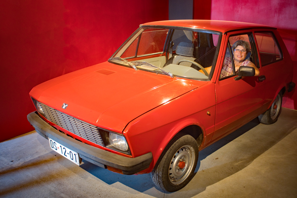 HR2020-1031.jpg HR2020-1031.jpg